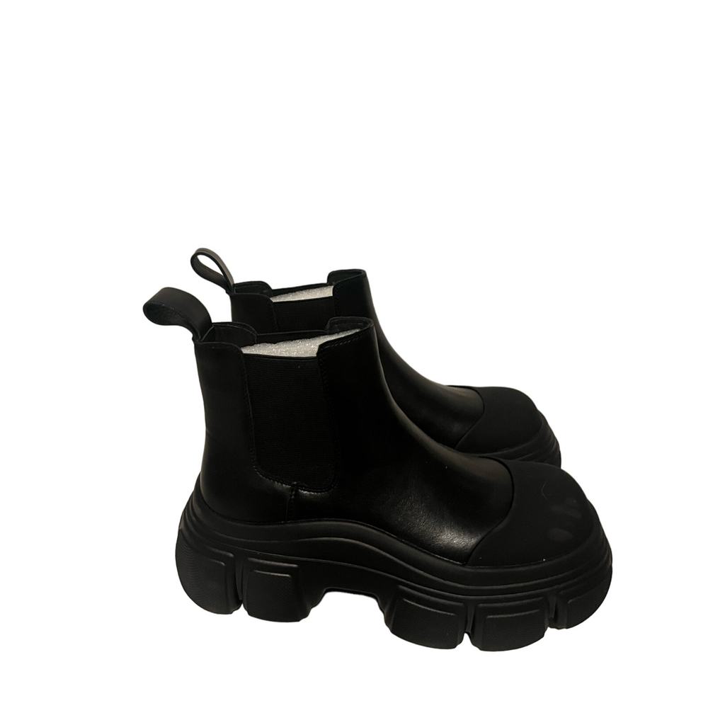 Unbranded Platform Ankle BootsWoman size 8.5 - NWOT